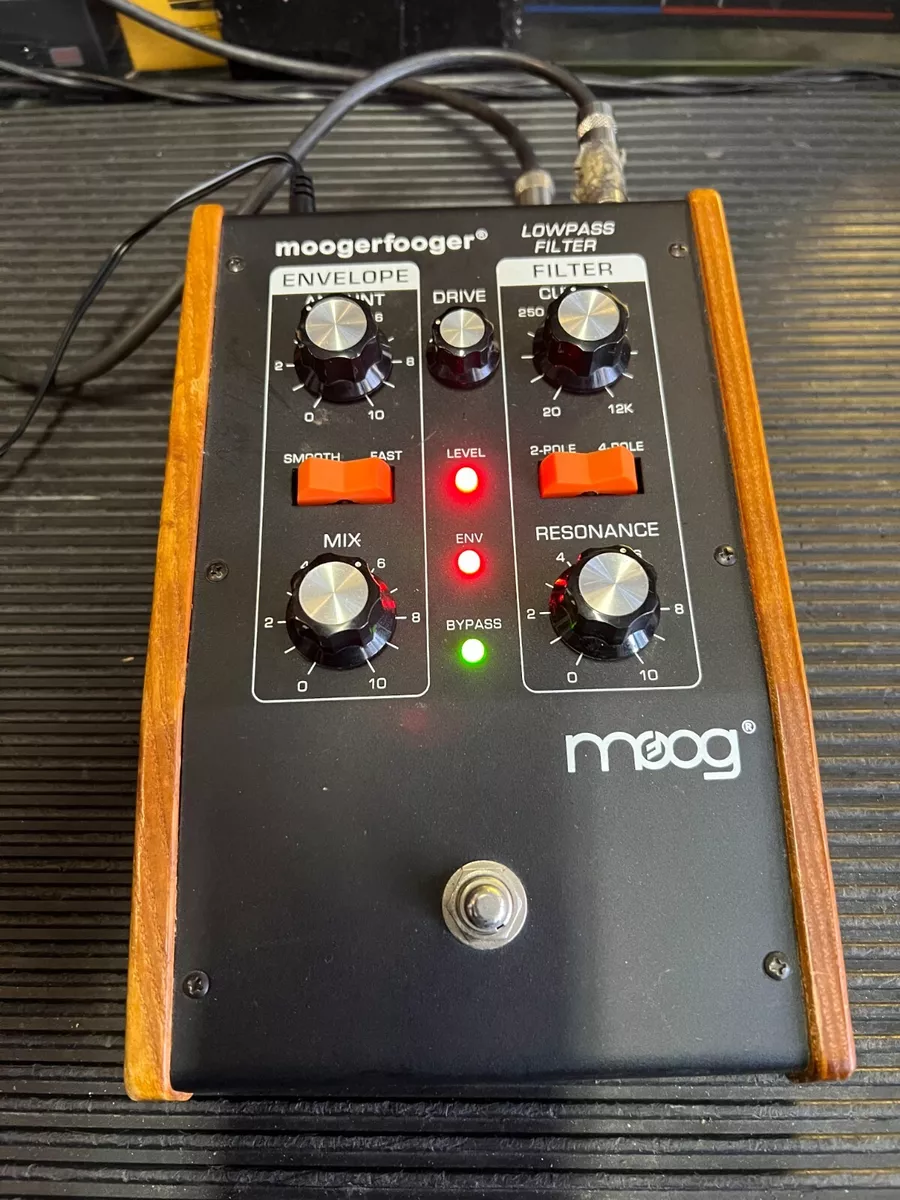 Moog Moogerfooger MF-101 Analog Lowpass Low Pass Filter Pedal used ARMENS