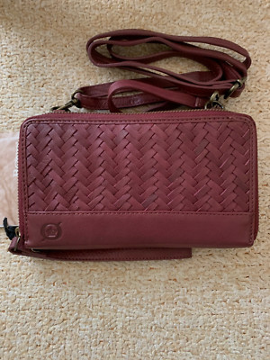 NWT BORN BOLINO GENUINE LEATHER WALLET CROSSBODY WINE