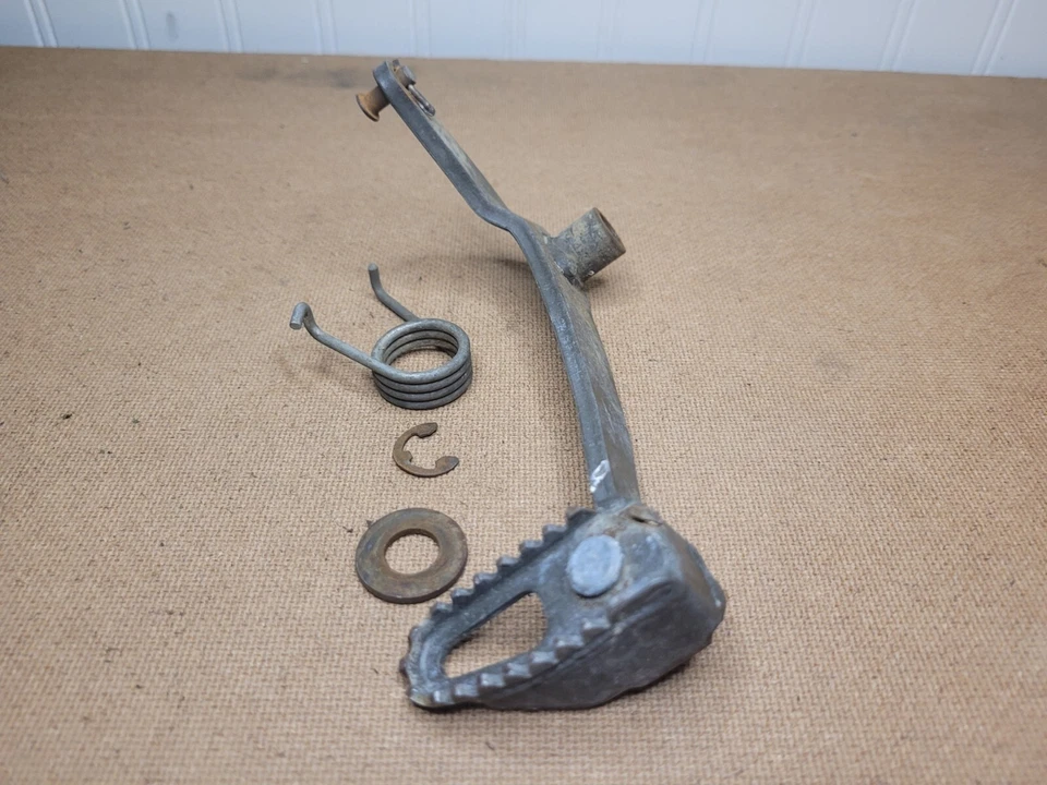 1980 1981 Yamaha IT175 Rear Brake Lever - Image 2 of 4