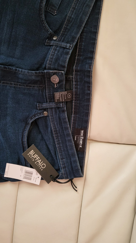 Buffalo David Bitton Cotton Blend Evan-X Denim Shorts Men’s 36 Blue - NWT - Picture 3 of 6