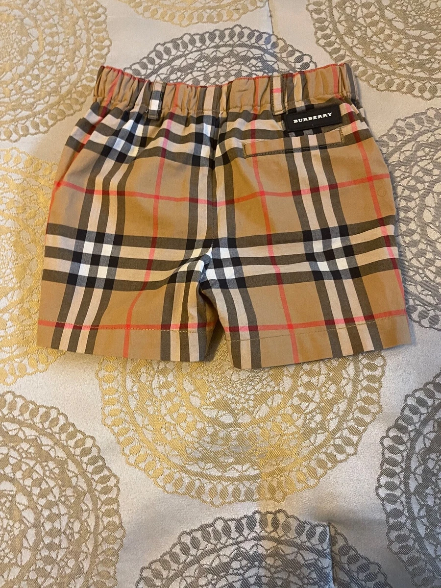 Burberry best sale shorts gold