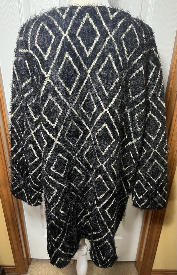 (NWT) HOSS Intropia Anthropologie Cardigan Sweater Wool Blend Black Motif Size M - Image 2 of 3