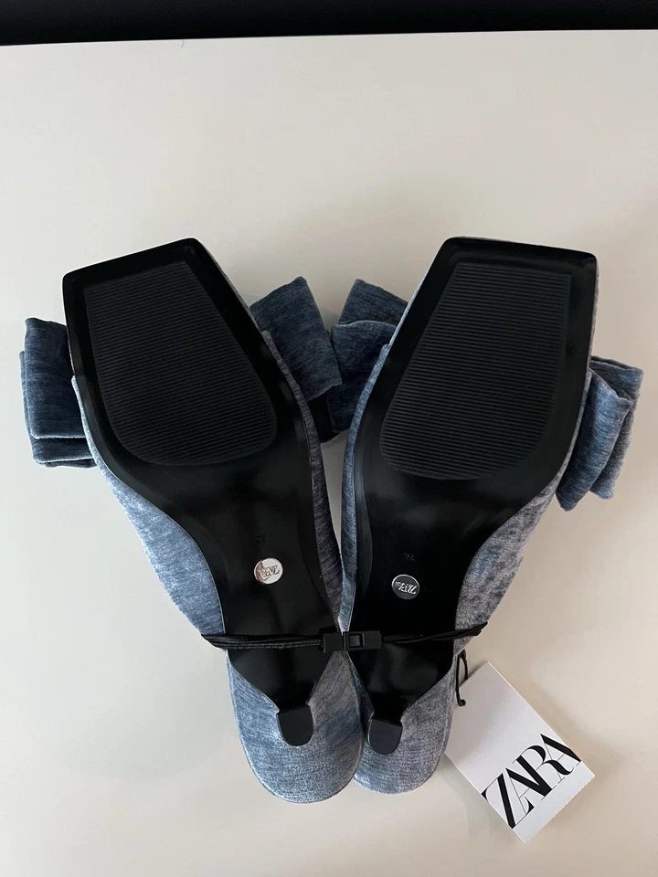Mules Zara Azul Terciopelo Gatito Tacón Mujer Talla 7.5 Nuevo Con Etiquetas Y Plumero Foto 4 de 4