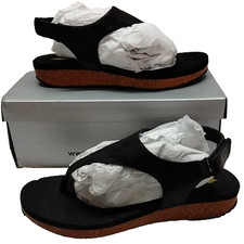 Women's Size 9 Volatile Black Trek Sandals, Between Toe Sandals, Cork Heel, NEW