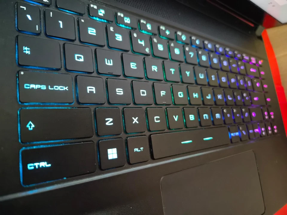 WILL TAKE £699 Gaming Laptop i7 32GB RAM 2TB SSD (Nvidia RTX 16GB) PLZ READ - Image 3 of 4