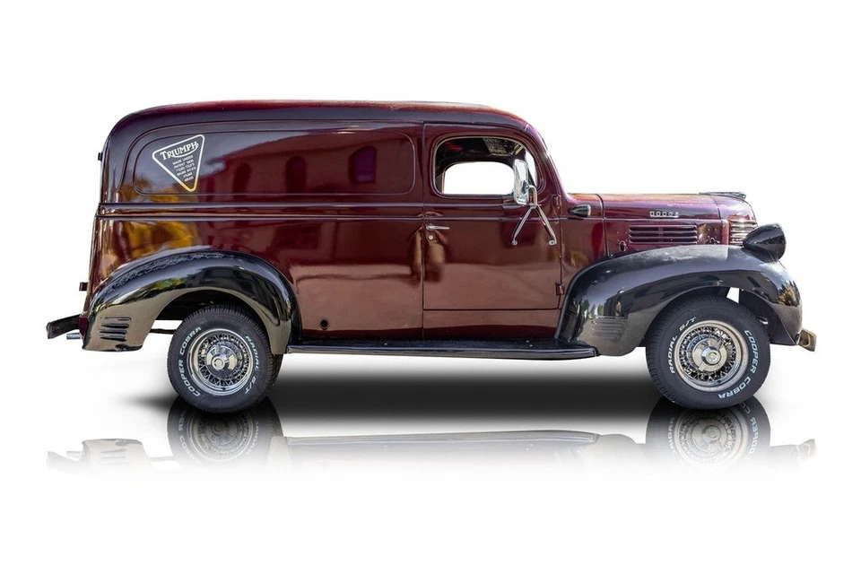 Dodge 1947 WC panel entrega Foto 2 de 4