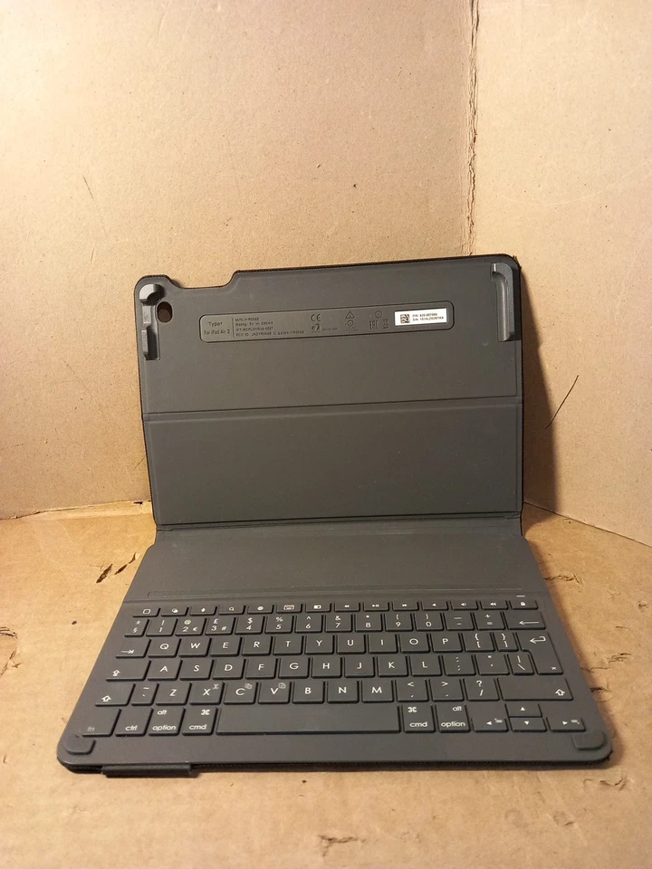 Logitech Y-R0048 Black Wireless Portable Keyboard Case for Apple iPad Air 2 - Image 2 of 4