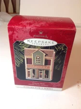 Hallmark 1998 Nostalgic Houses and Shops GROCERY STORE 15th In Series Ornament