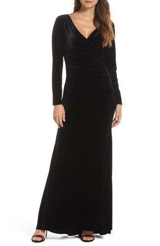 VINCE CAMUTO Black Velvet V-Neck Wrap 