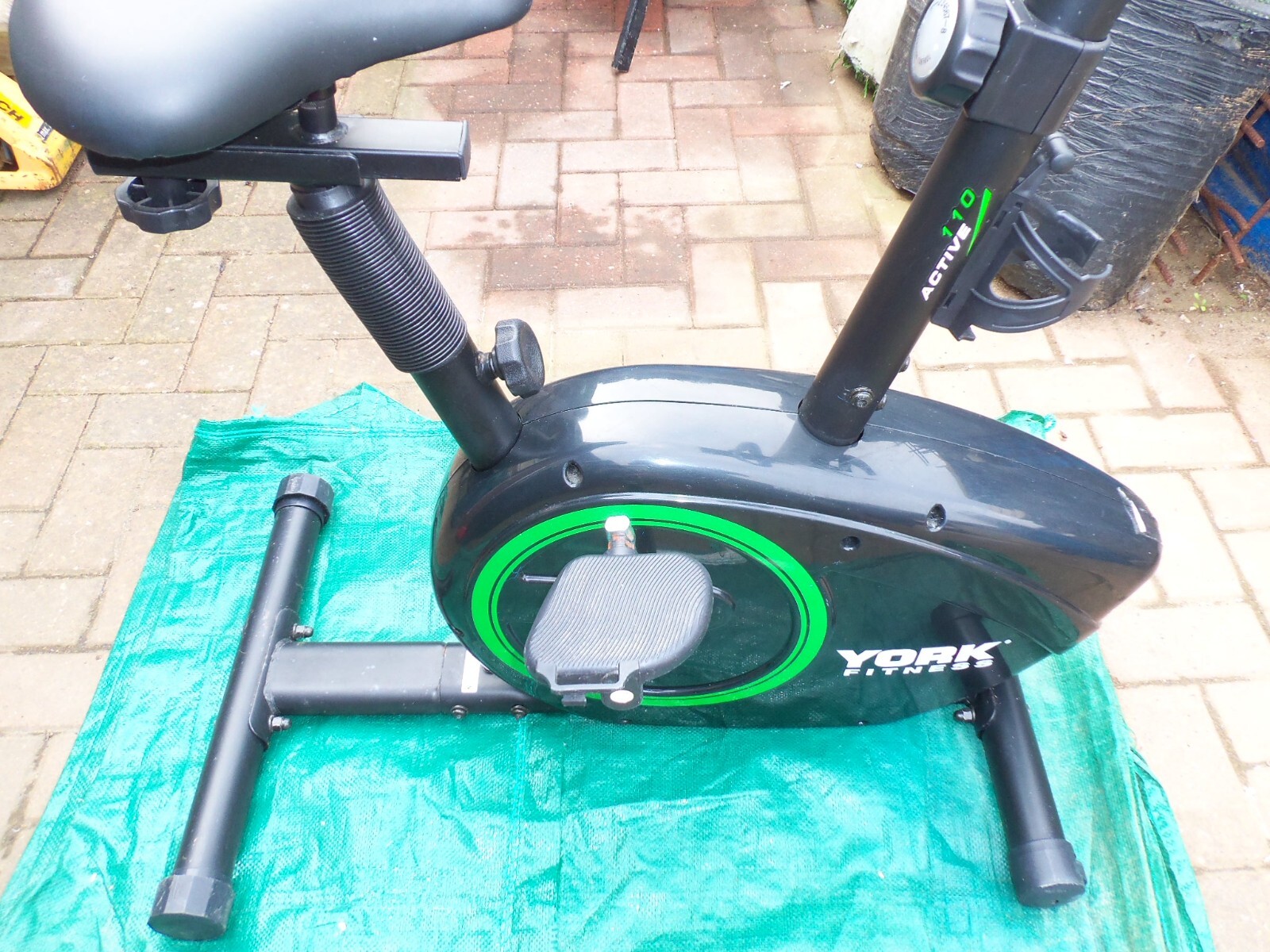 york active 110 exercise bike