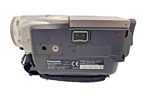 Panasonic NV-DS11B mini DV Digital Video Camcorder Camera miniDV PAL SILVER - Picture 9 of 24
