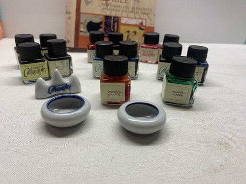 Calligraphers bible book as new and 14 x ink pots bulk lot art calligraphy - Picture 2 of 7