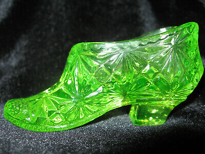 Kopen Green Vaseline Glass Floral Shoe Slipper Boot Uranium Yellow Daisy Button Flower