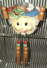 VTG LAUNDRY WMG ANTHROPOMORPHIC DIRTY CLOTHES BASKET HAMPER SHELF SITTER 2010