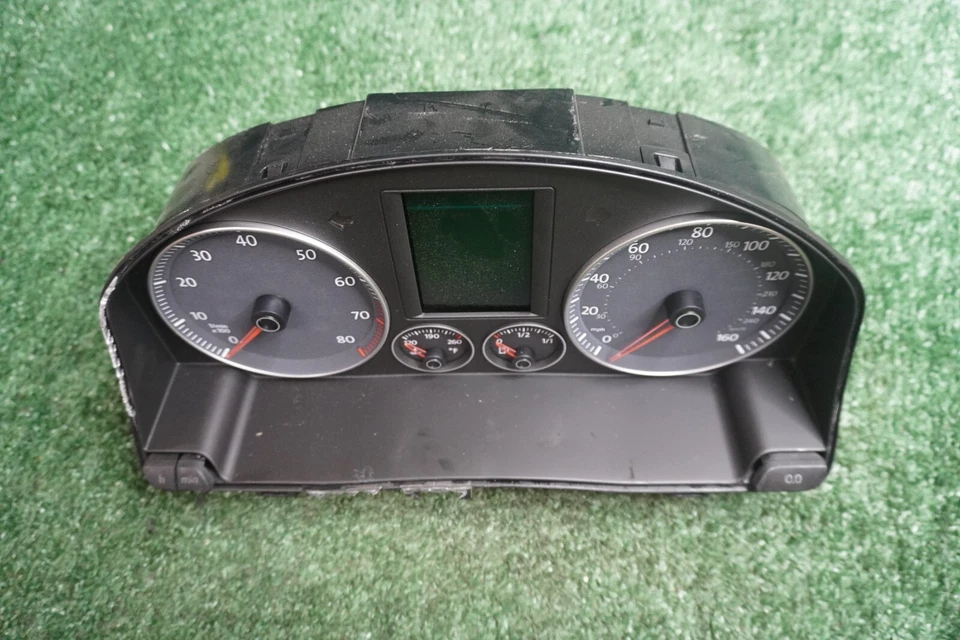 Volkswagen Eos 2008 2009 velocímetro medidor grupo fabricante de equipos originales 154 k millas 1Q0920974G Foto 2 de 4