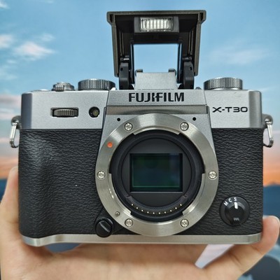 Fujifilm X-T30 XT30 26.1MP Mirrorless Digital Camera Body Only English - SILVER