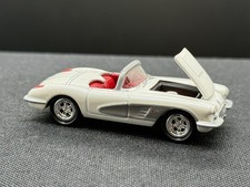2006 Johnny Lightning Classic Gold 1958 Chevy Corvette White 164 Loose 2006 Johnny Lightning Classic Gold 1958 Chevy Corvette White 164 Loose