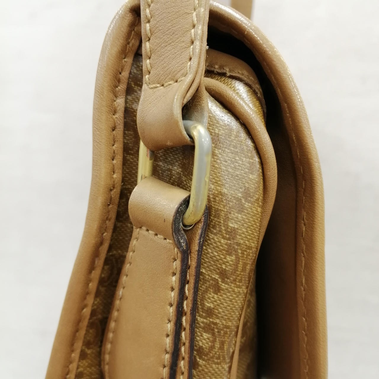 Macadam Pattern Shoulder Bag Model Number M04 Bei… - image 10