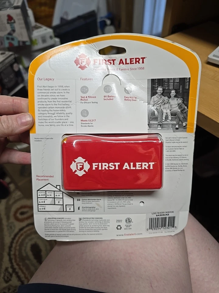 First Alert SA303CN3 Battery Powered Ionization Smoke Alarm New Sealed 10 Year - Image 2 of 4