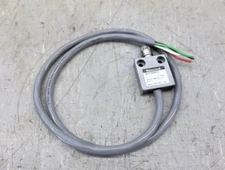 Honeywell 914CE2-3 Limit Switch - Gray