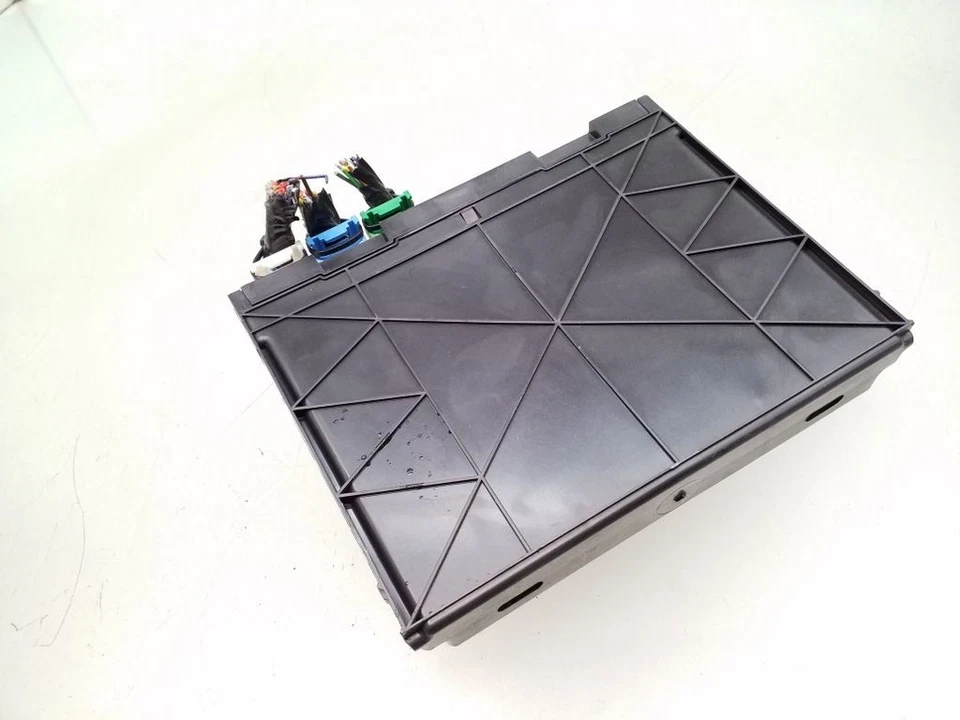 Centralina comfort Opel Insignia A 2013 centralina di bordo 13592376 - Immagine 2 di 3