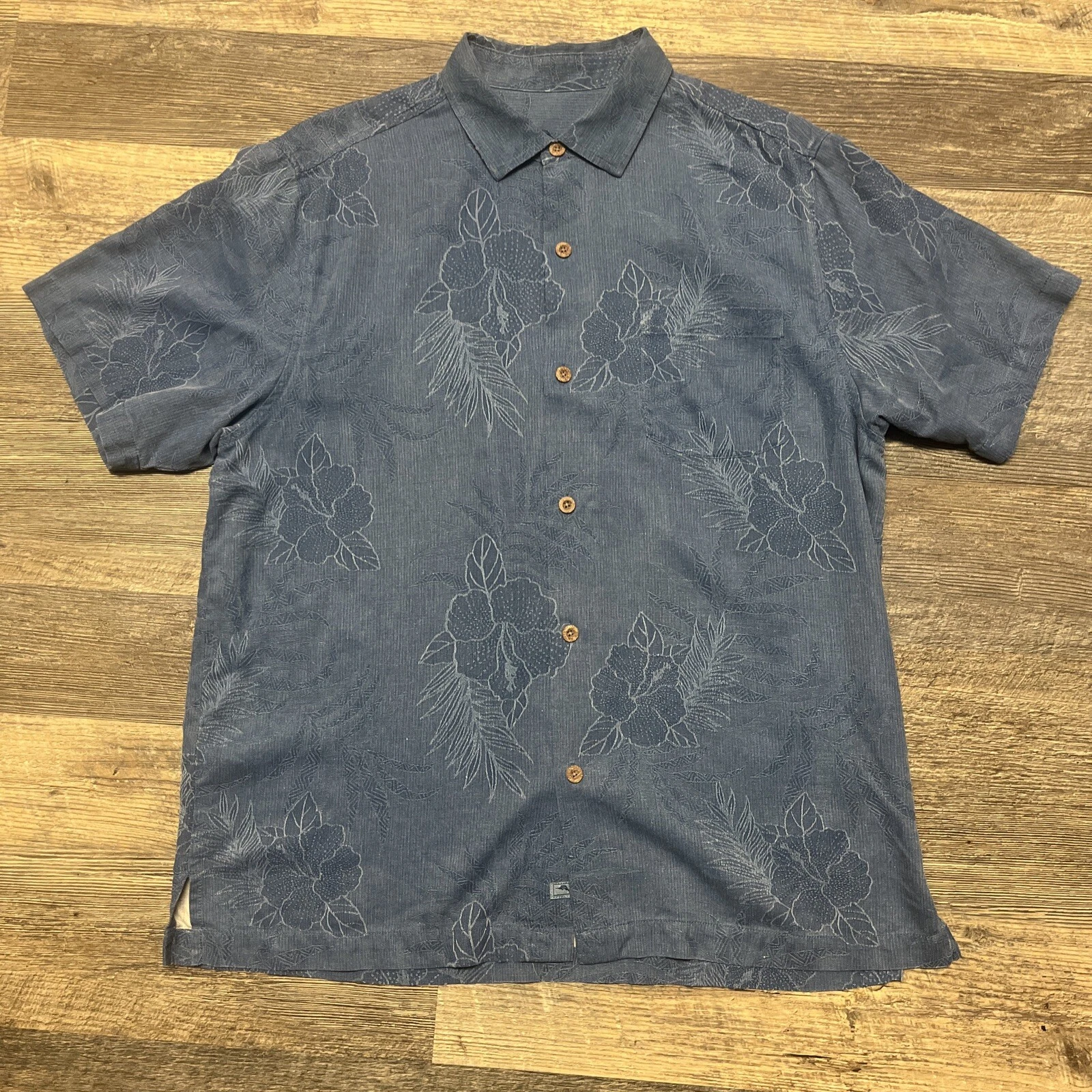 Tommy Bahama Shirt Mens L Blue Floral 100% Silk Button Up Outdoors Short Sleeve