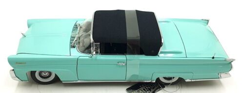 Sun Star 1/18 Scale 4704 - 1958 Lincoln Continental MKIII - Sequoia Green - Picture 3 of 6