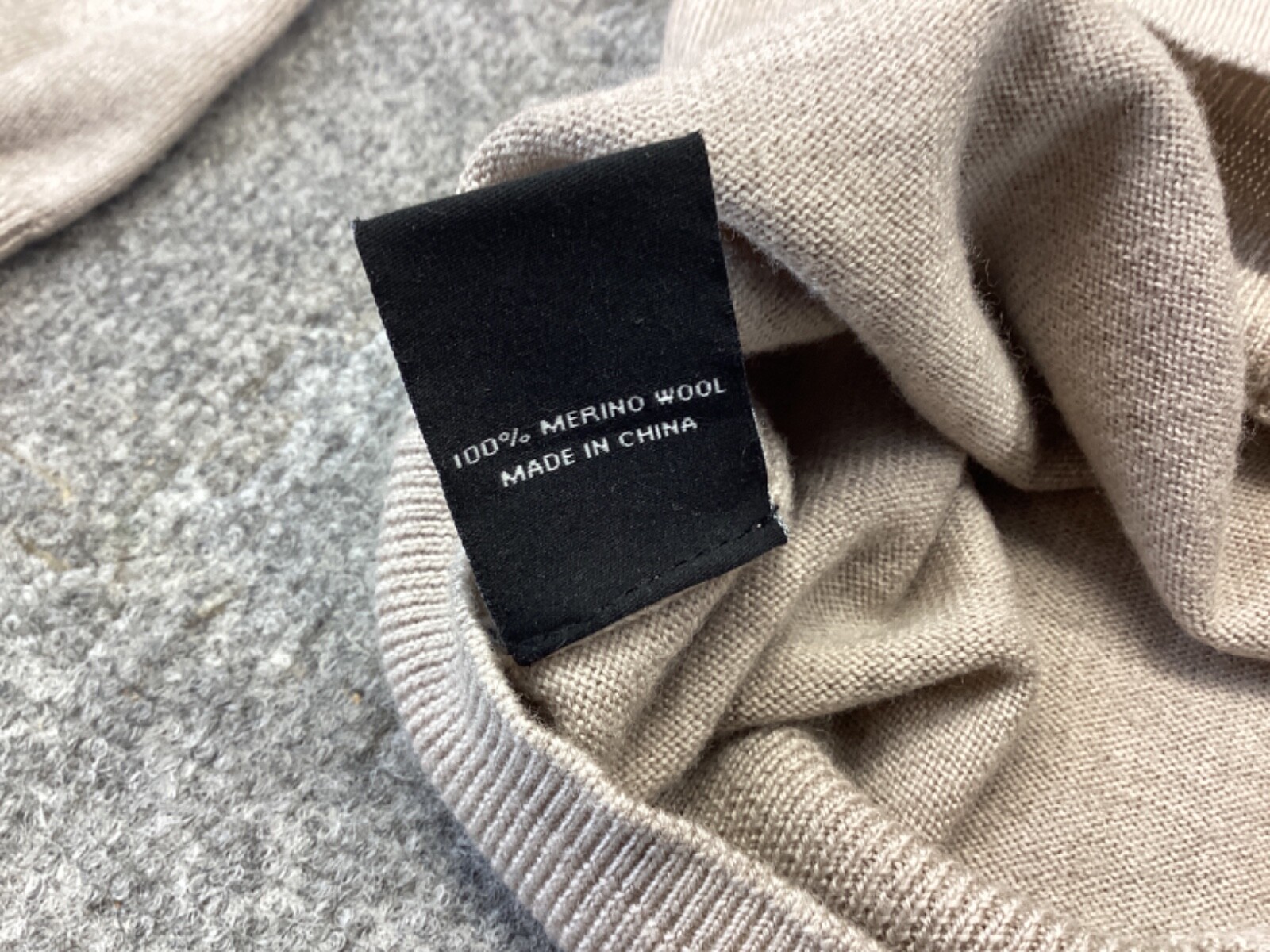 Anya Hindmarch Sweater Women’s Small Arrows Brown V neck Pullover