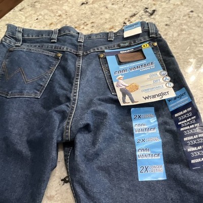 Wrangler Men's Blue Dark Wash Denim Jeans regular fit 