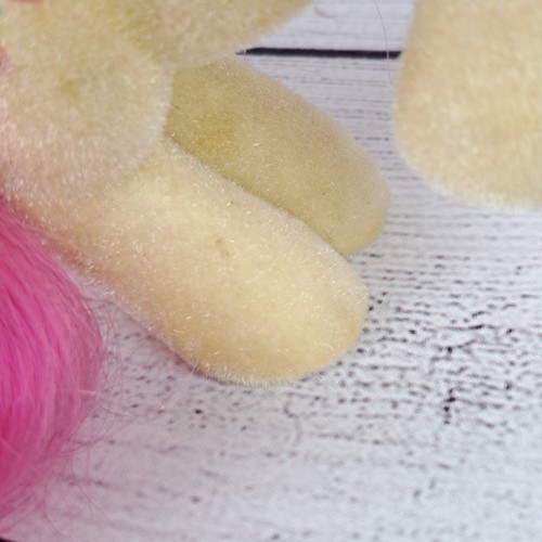 My Little Pony G1 So Soft Truly No Stand Flocked Horse Vintage Pink Mane - Picture 5 of 11