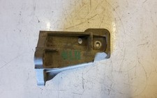 Range Rover Sport & Discovery 3 2.7 TDV6 Nearside Engine Mount KKU500580