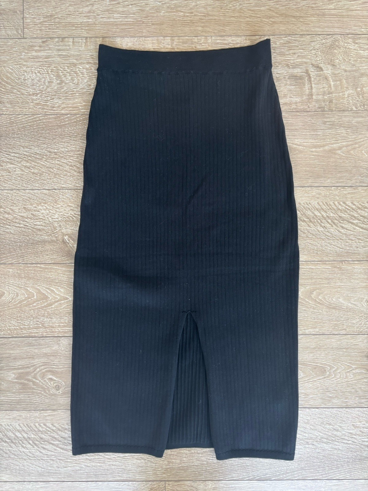 Free People Black Ribbed Midi Skirt w/ Front Slit | Size L | NWT