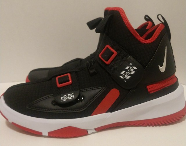 nike lebron soldier 13 flyease