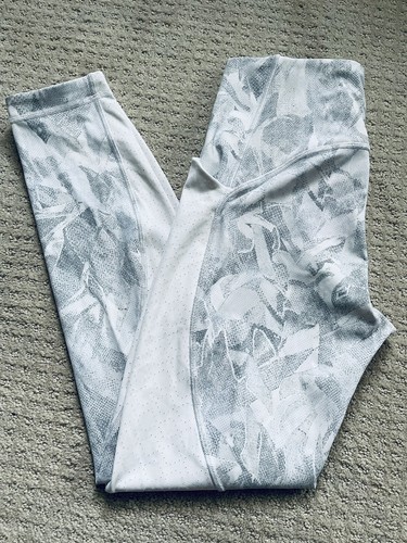 Lululemon Leggings White Breezy Dot 