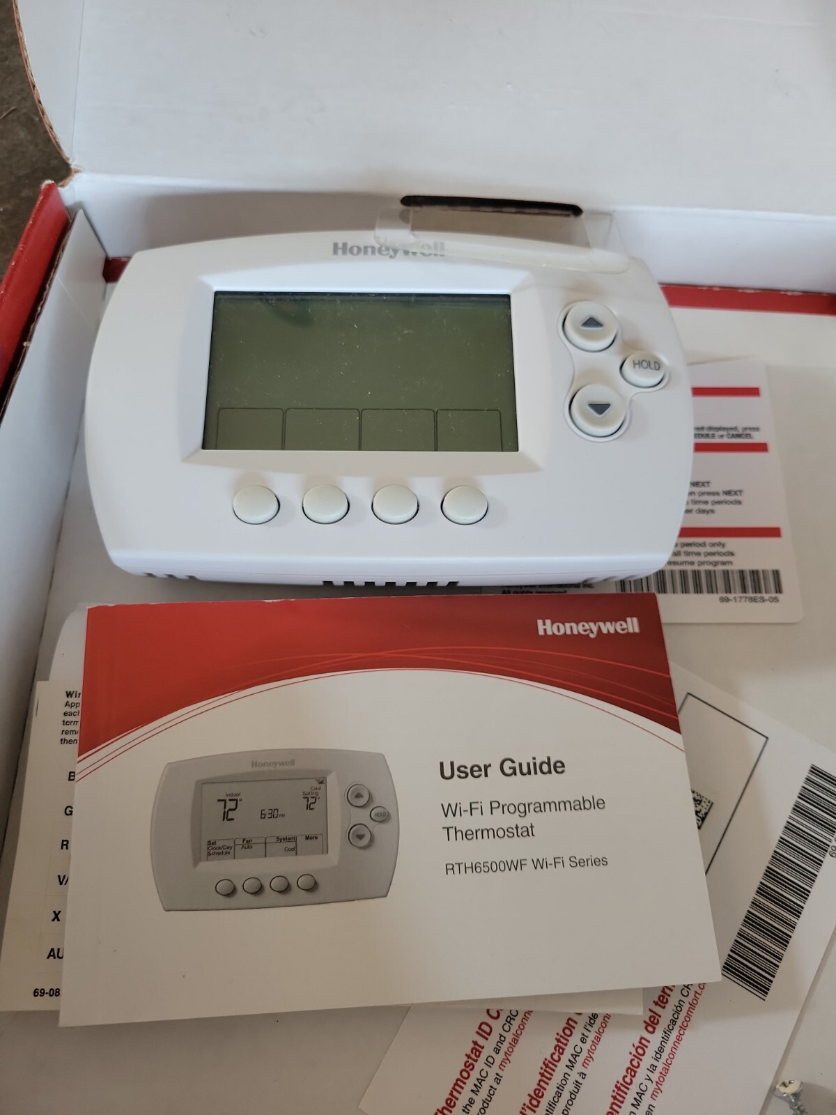 Honeywell WiFi 7Day Programmable Thermostat (RTH6580WF) 699995649044