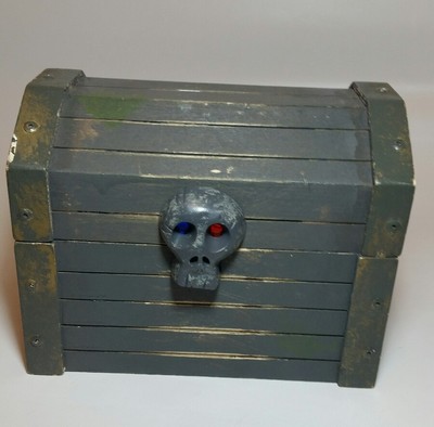 melissa and doug treasure chest