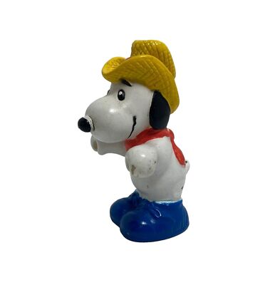 McDonalds The Peanuts Gang Happy Meal Toy Snoopy's Hay Hauler 1989 Farmer 2.5 in