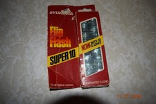 Sylvania Super 10 Blue Dot Flip Flash