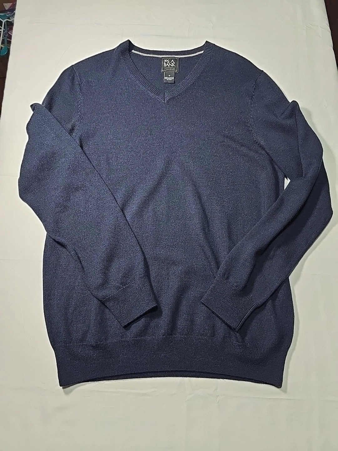 Jos A Bank Travel V Neck Sweater Men Medium Navy Blue Merino Wool Pullover Knit