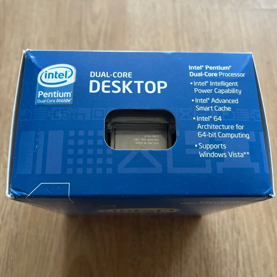 Intel BX80557E2220 SLA8W Pentium Processor E2220 1M 2.40 GHz, 800 MHz Retail Box - Image 3 of 4