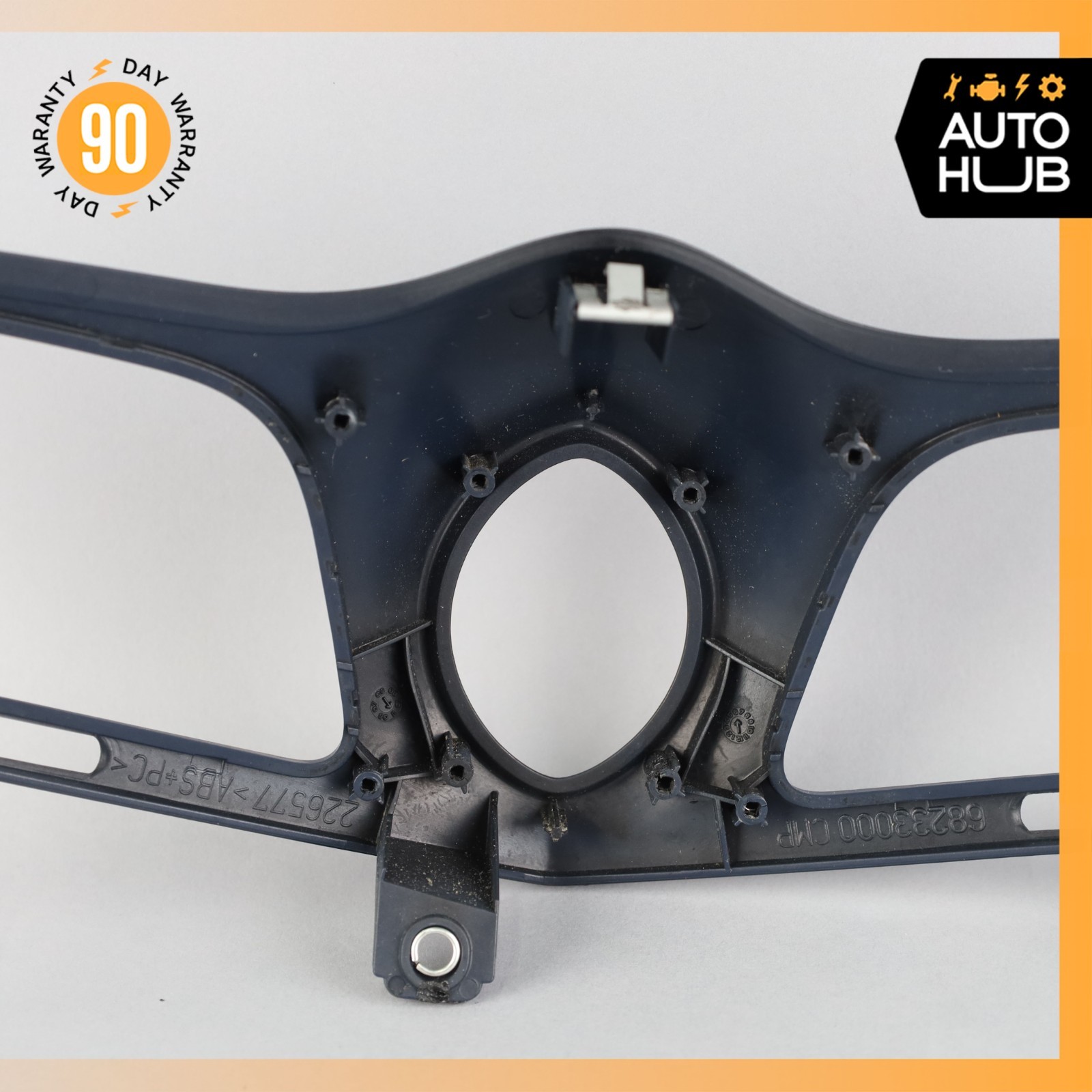08-19 Maserati GranTurismo M145 Center Dashboard AC A/C Air Vent 68233000 OEM