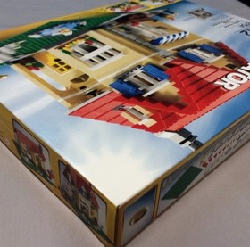 Retired Lego Creator 3-in-1 Family Home Set 6754