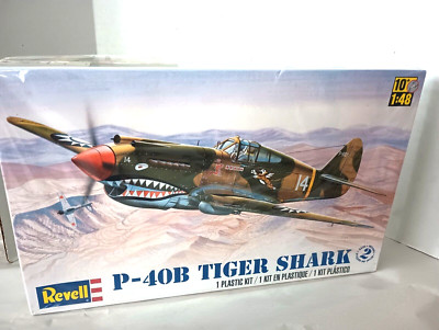 REVELL 85-5209 P-40B TIGER SHARK MODEL KIT-NIB-1:48 SCALE