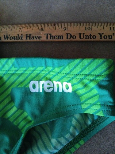 Speedo Diving Brief Swim Suit, ARENA, Boys Size 24. - Picture 2 of 6