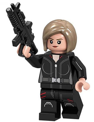 Wreck-it Ralph / Ralph reichts Sergeant Calhoun Figur