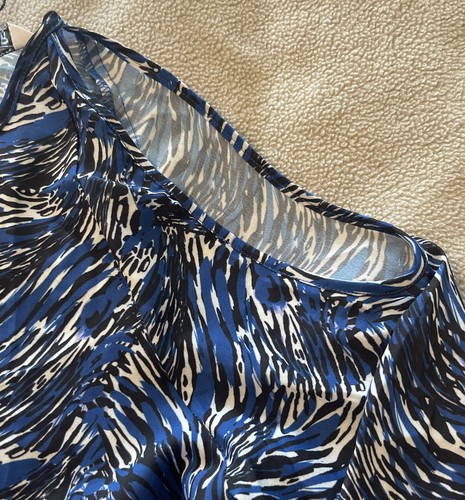 Landa by Dora Landa Blue Zebra Blouse Size Small 1038 - Picture 3 of 7