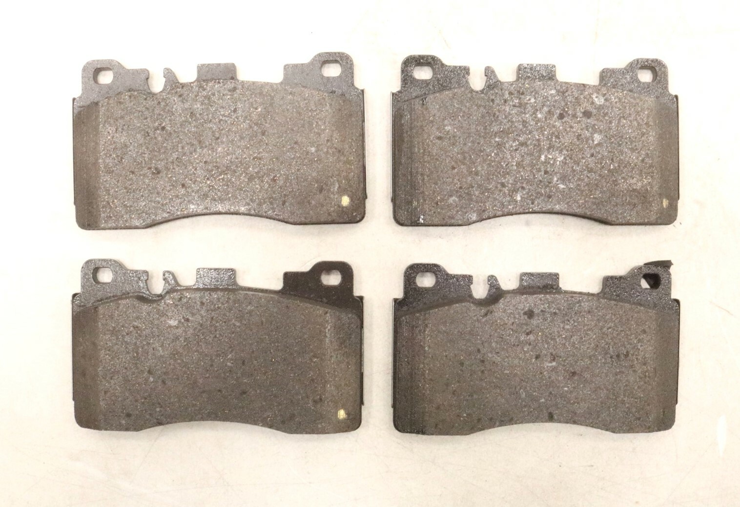 NEW OEM Mercedes-Benz Brake Pad Set Rear A0074207220 E63 CLS63 AMG  