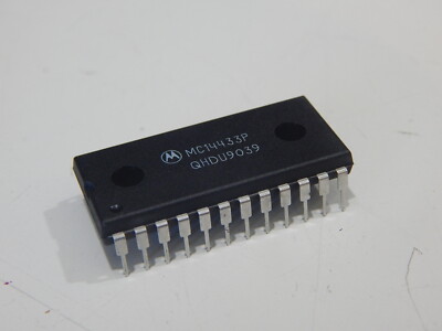 MOTOROLA MC14433P CMOS LSI 3 1/2 DIGIT A/D CONVERTER DIP IC - USA FAST SHIPPING