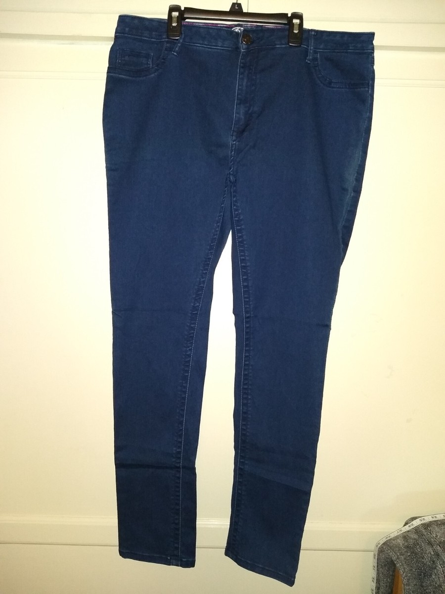 Women's Wrangler® Rock 47® Slim Fit Low Rise Skinny DB Wash Jean