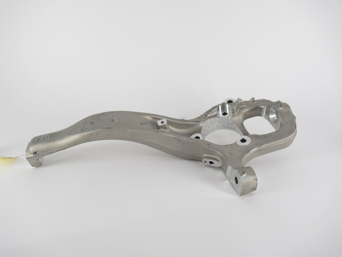 Genuine OEM Mopar Dodge Jeep 4877658AE Passenger RH Front Knuckle